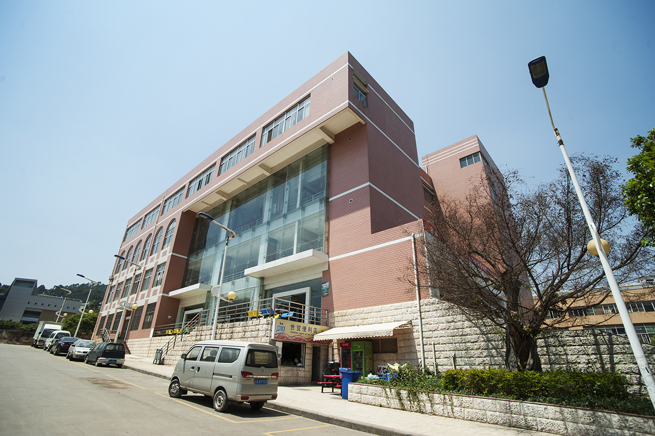 云南財(cái)經(jīng)大學(xué)食堂